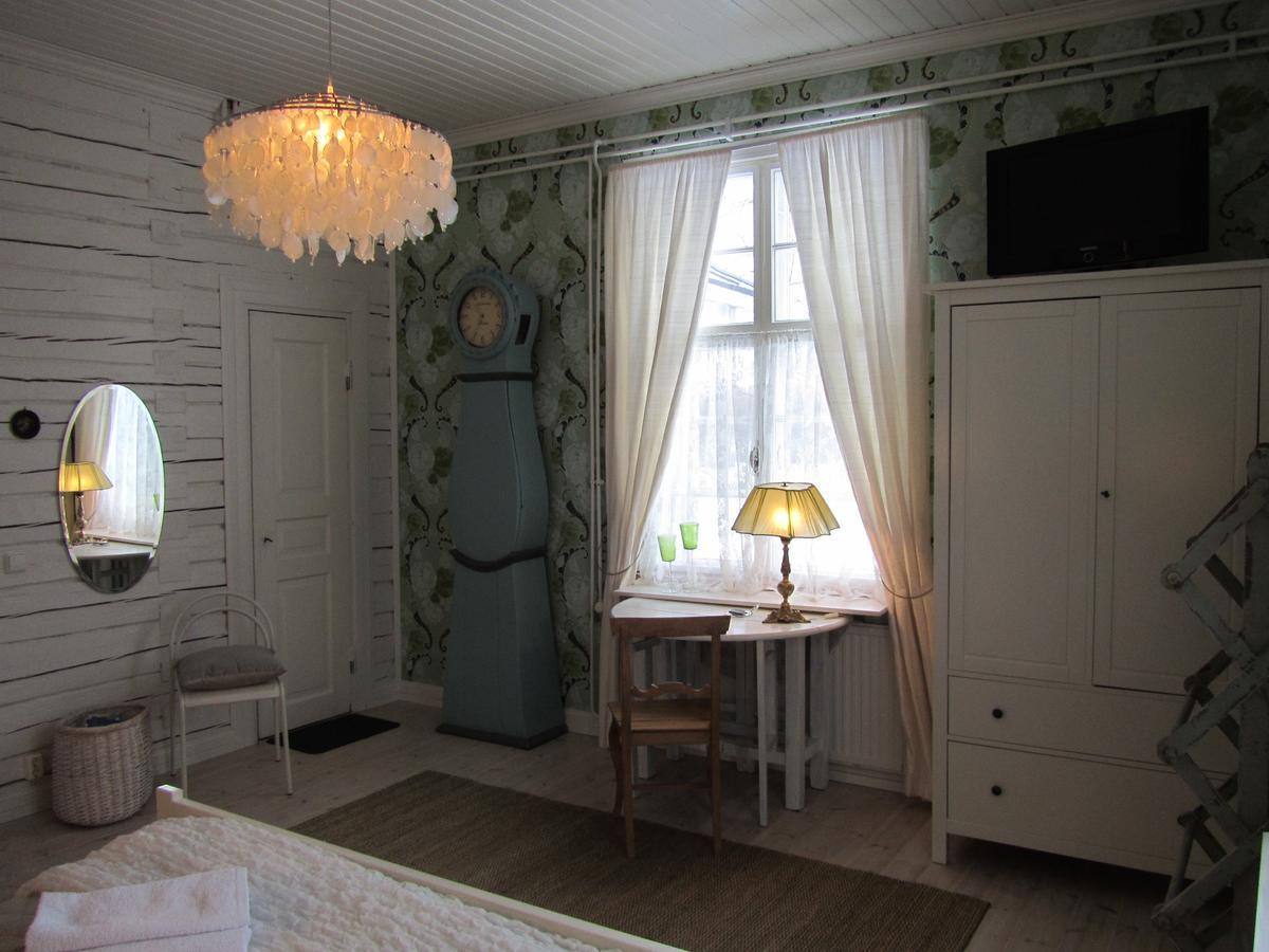 Hotelli Huiskankorpi Boutique Hotel Nivala Экстерьер фото