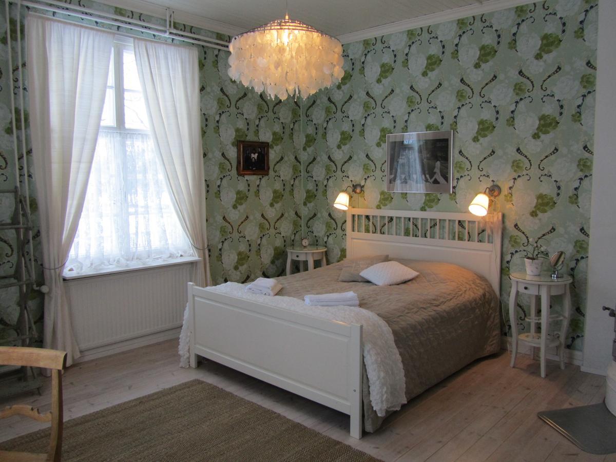 Hotelli Huiskankorpi Boutique Hotel Nivala Экстерьер фото